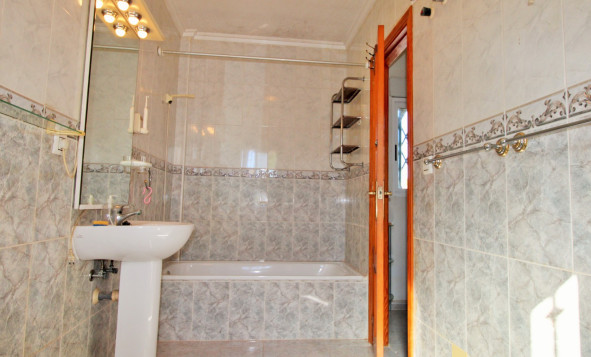 Herverkoop - 2. Town house / tussenwoning - Villamartin - Costa Blanca Zuid