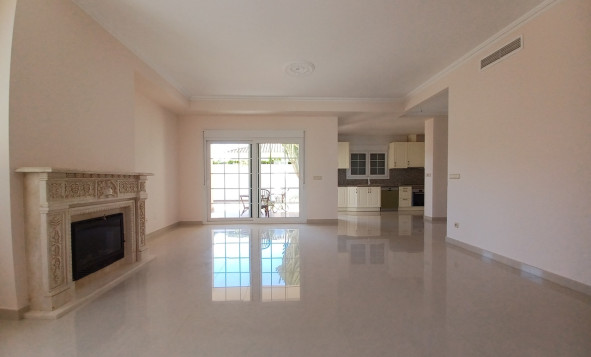 Herverkoop - 3. Halfvrijstaand huis - Cabo Roig - Costa Blanca Zuid