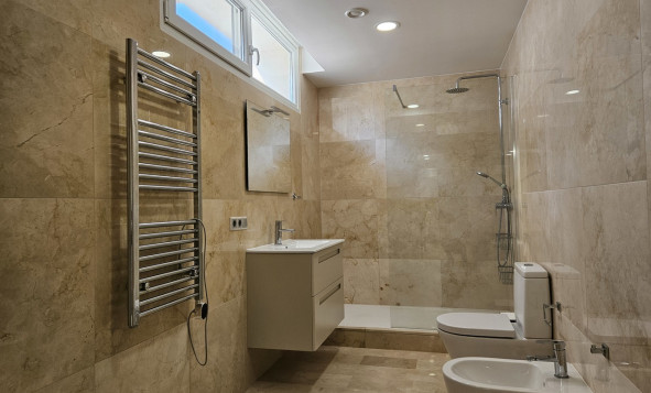 Herverkoop - 3. Halfvrijstaand huis - La Zenia - Costa Blanca Zuid