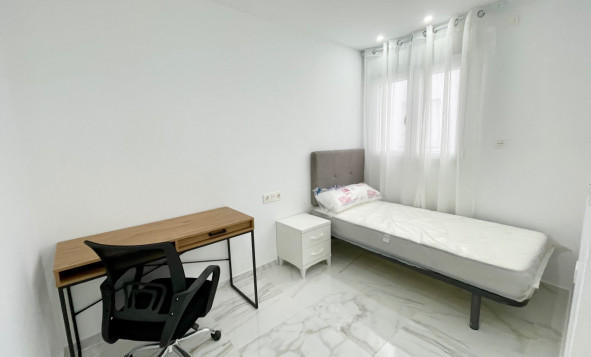 Herverkoop - 1. Appartement / flat - Torrevieja - Costa Blanca Zuid