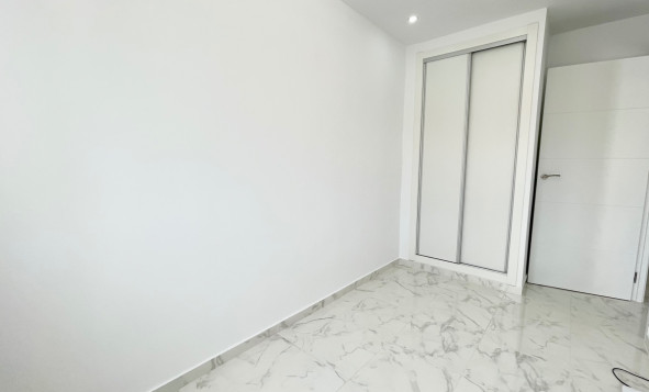 Reventa - 2. Chalet adosado - Torrevieja - Costa Blanca Sur