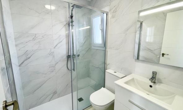 Reventa - 2. Chalet adosado - Torrevieja - Costa Blanca Sur