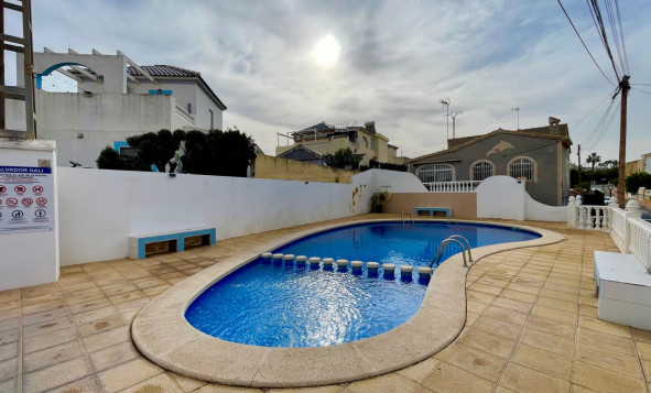 Reventa - 2. Chalet adosado - Torrevieja - Costa Blanca Sur