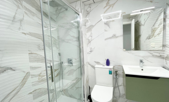 Herverkoop - 1. Appartement / flat - Torrevieja - Costa Blanca Zuid