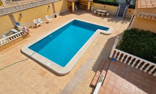 Herverkoop - 3. Halfvrijstaand huis - Torrevieja - Costa Blanca Zuid