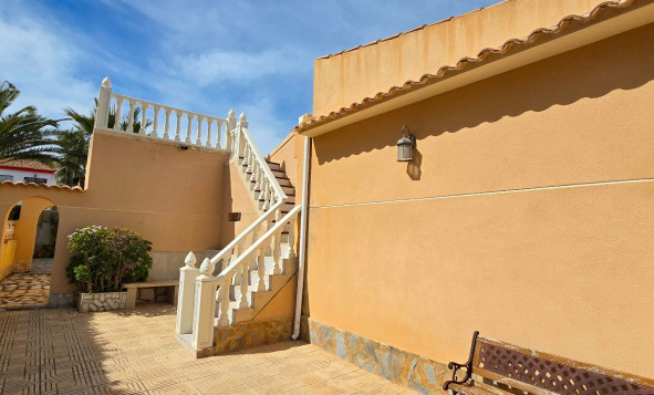 Herverkoop - 3. Halfvrijstaand huis - Torrevieja - Costa Blanca Zuid