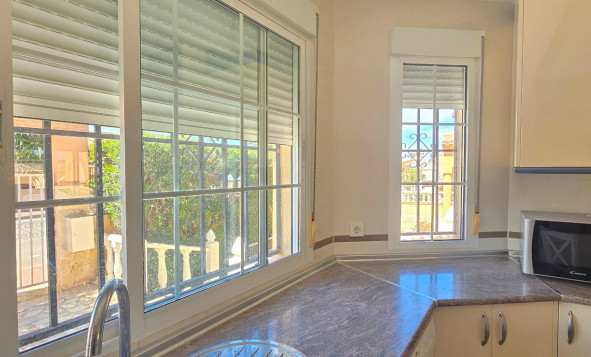 Herverkoop - 3. Halfvrijstaand huis - Torrevieja - Costa Blanca Zuid