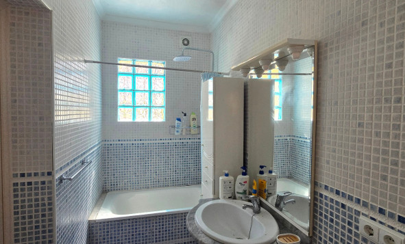 Herverkoop - 3. Halfvrijstaand huis - Torrevieja - Costa Blanca Zuid