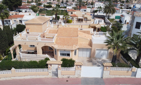 Herverkoop - 3. Halfvrijstaand huis - Torrevieja - Costa Blanca Zuid