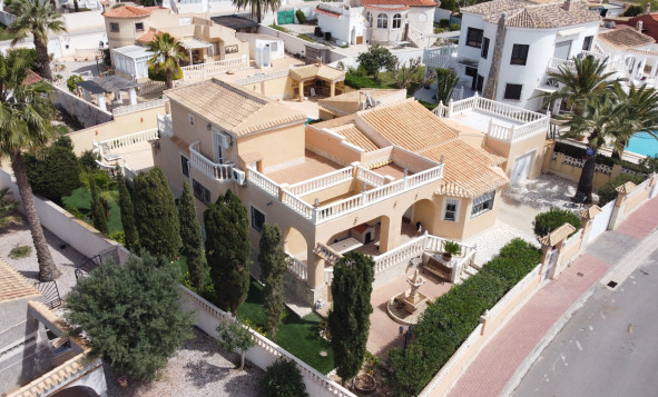 Herverkoop - 3. Halfvrijstaand huis - Torrevieja - Costa Blanca Zuid