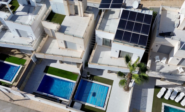 Herverkoop - 3. Halfvrijstaand huis - Orihuela Costa - Costa Blanca Zuid