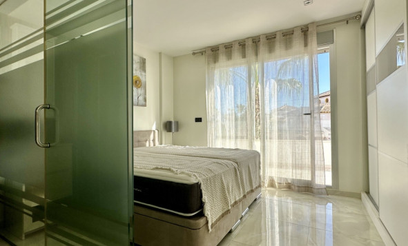 Herverkoop - 3. Halfvrijstaand huis - Orihuela Costa - Costa Blanca Zuid