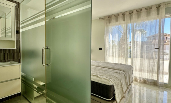 Herverkoop - 3. Halfvrijstaand huis - Orihuela Costa - Costa Blanca Zuid