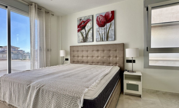 Herverkoop - 3. Halfvrijstaand huis - Orihuela Costa - Costa Blanca Zuid