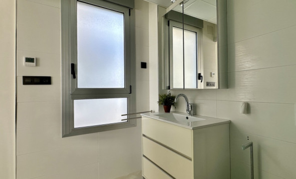 Herverkoop - 3. Halfvrijstaand huis - Orihuela Costa - Costa Blanca Zuid