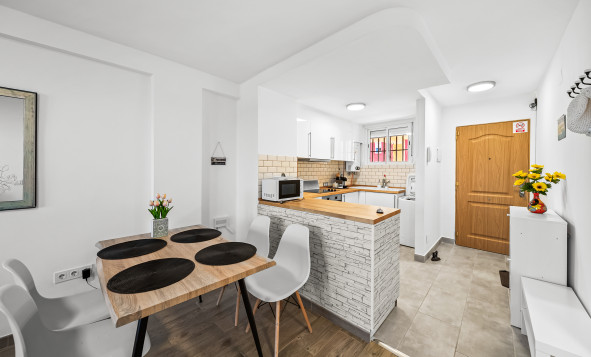 Herverkoop - 1. Appartement / flat - Torrevieja - Costa Blanca Zuid