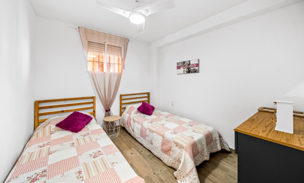 Herverkoop - 1. Appartement / flat - Torrevieja - Costa Blanca Zuid