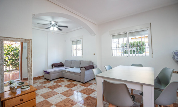 Herverkoop - 4. Halfvrijstaande villa - La Zenia - Costa Blanca Zuid