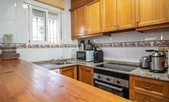 Herverkoop - 4. Halfvrijstaande villa - La Zenia - Costa Blanca Zuid