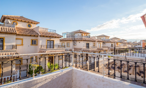 Herverkoop - 4. Halfvrijstaande villa - La Zenia - Costa Blanca Zuid