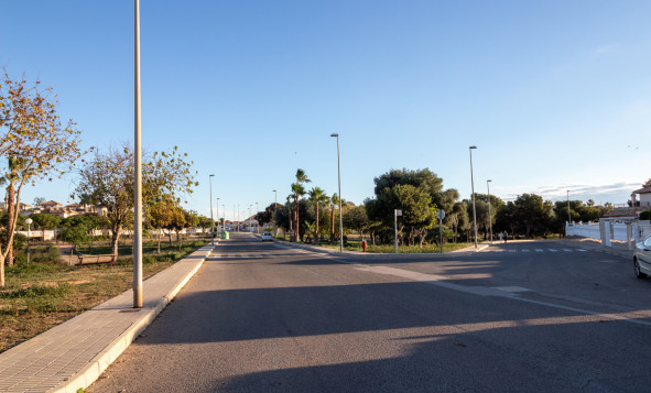 Herverkoop - 4. Halfvrijstaande villa - La Zenia - Costa Blanca Zuid