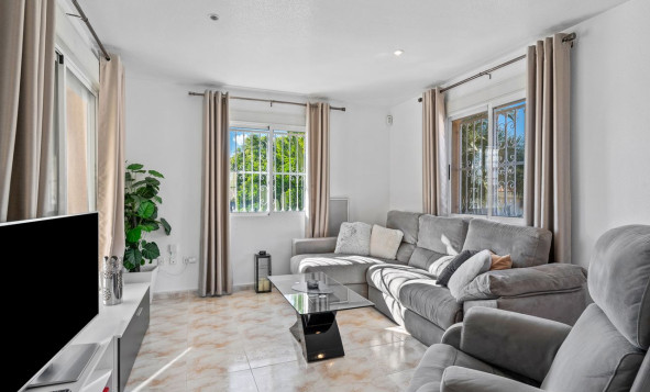 Herverkoop - 3. Halfvrijstaand huis - Benijofar - Costa Blanca Zuid