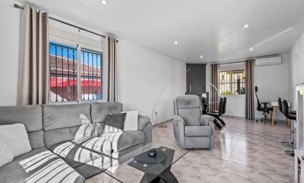 Herverkoop - 3. Halfvrijstaand huis - Benijofar - Costa Blanca Zuid