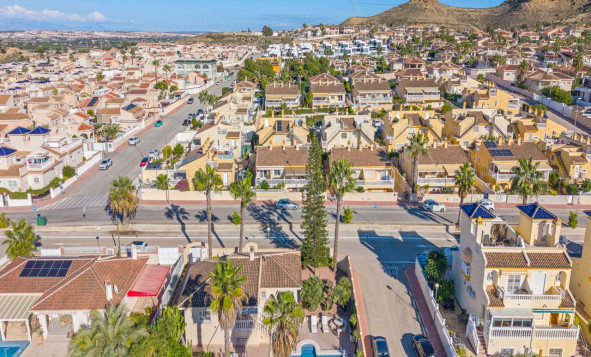 Herverkoop - 3. Halfvrijstaand huis - Benijofar - Costa Blanca Zuid