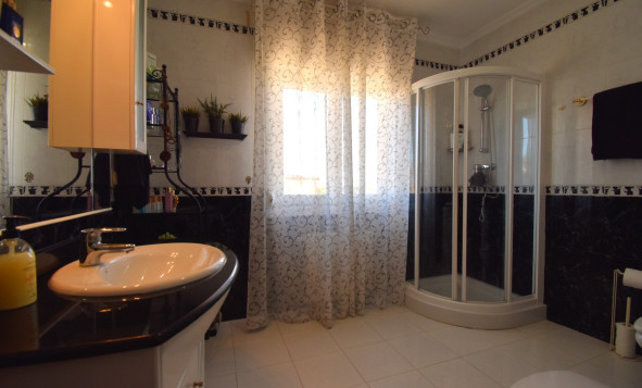 Herverkoop - 4. Halfvrijstaande villa - Orihuela Costa - Costa Blanca Zuid