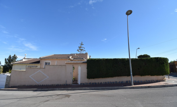 Herverkoop - 4. Halfvrijstaande villa - Orihuela Costa - Costa Blanca Zuid