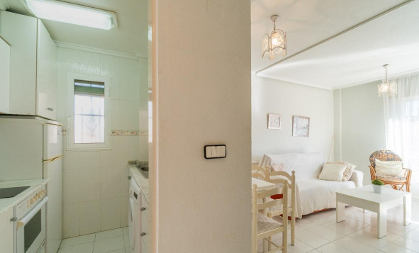 Herverkoop - 1. Appartement / flat - Torrevieja - Costa Blanca Zuid