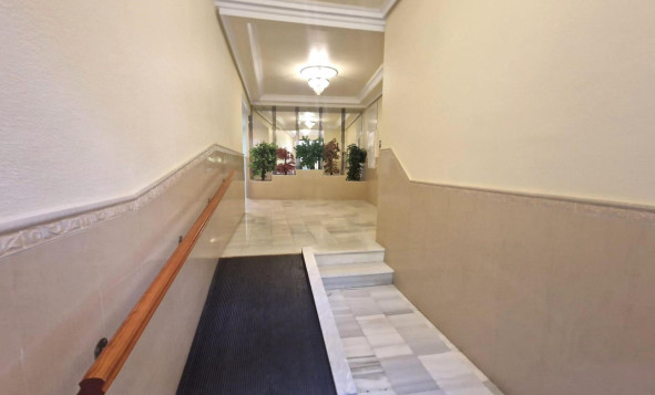 Herverkoop - 1. Appartement / flat - Torrevieja - Costa Blanca Zuid