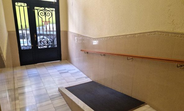 Herverkoop - 1. Appartement / flat - Torrevieja - Costa Blanca Zuid