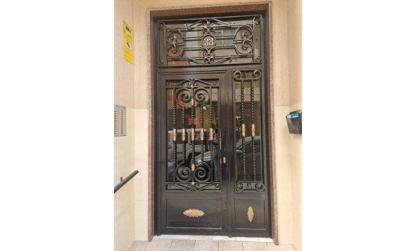 Herverkoop - 1. Appartement / flat - Torrevieja - Costa Blanca Zuid