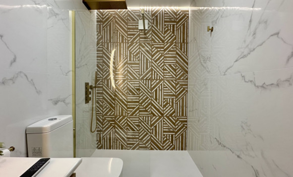 Reventa - 1. Apartamento / piso - Orihuela Costa - Costa Blanca Sur