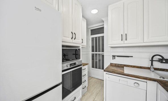 Herverkoop - 1. Appartement / flat - Torrevieja - Costa Blanca Zuid