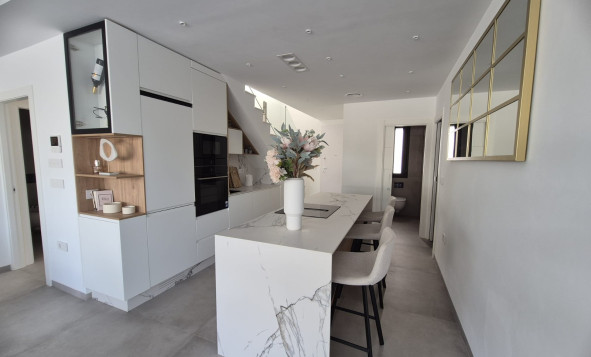 Herverkoop - 4. Halfvrijstaande villa - Santiago de Ribera - Costa Calida