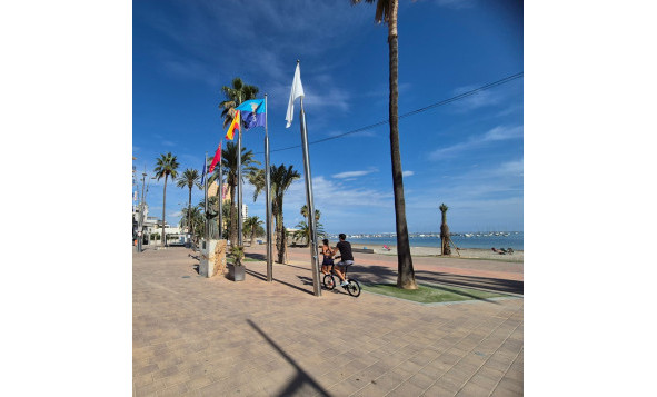 Herverkoop - 4. Halfvrijstaande villa - Santiago de Ribera - Costa Calida