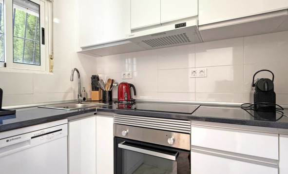 Resale - 1. Apartment / flat - Torrevieja - Costa Blanca South