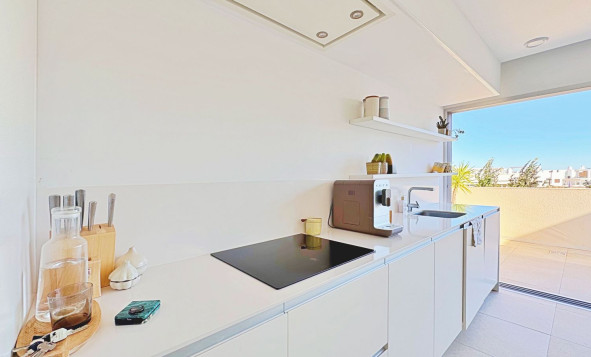 Herverkoop - 1. Appartement / flat - Torrevieja - Costa Blanca Zuid