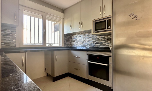 Herverkoop - 3. Halfvrijstaand huis - Orihuela Costa - Costa Blanca Zuid