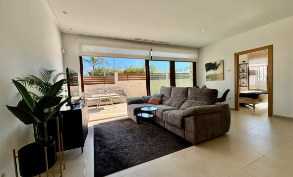 Herverkoop - 3. Halfvrijstaand huis - Benijofar - Costa Blanca Zuid