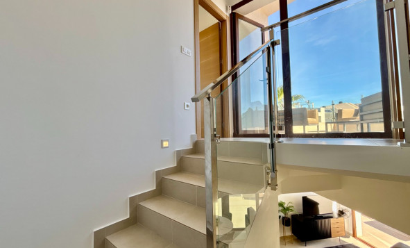 Herverkoop - 3. Halfvrijstaand huis - Benijofar - Costa Blanca Zuid