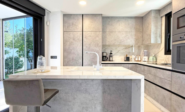 Herverkoop - 3. Halfvrijstaand huis - Orihuela Costa - Costa Blanca Zuid