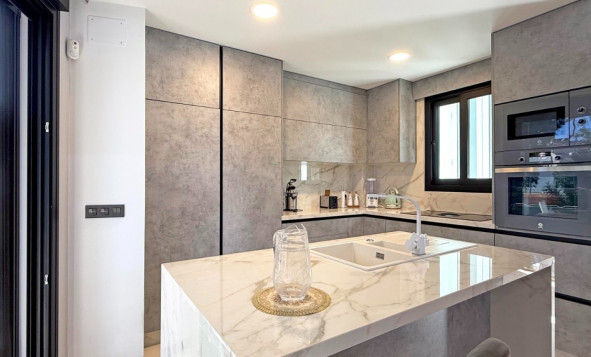 Herverkoop - 3. Halfvrijstaand huis - Orihuela Costa - Costa Blanca Zuid