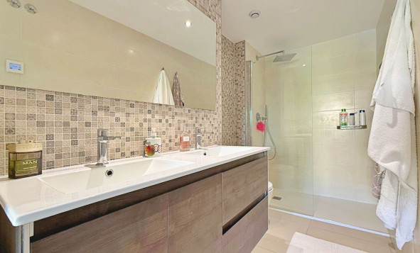 Herverkoop - 1. Appartement / flat - Torrevieja - Costa Blanca Zuid