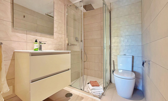 Herverkoop - 1. Appartement / flat - Torrevieja - Costa Blanca Zuid