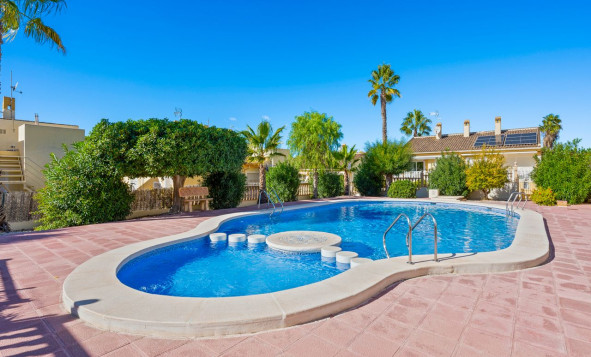 Herverkoop - 4. Halfvrijstaande villa - Benijofar - Costa Blanca Zuid