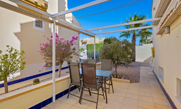 Herverkoop - 4. Halfvrijstaande villa - Benijofar - Costa Blanca Zuid