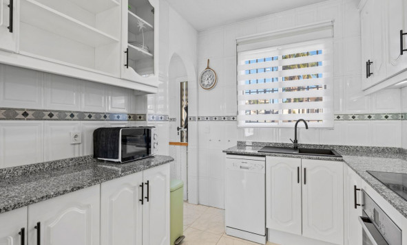 Herverkoop - 4. Halfvrijstaande villa - Benijofar - Costa Blanca Zuid